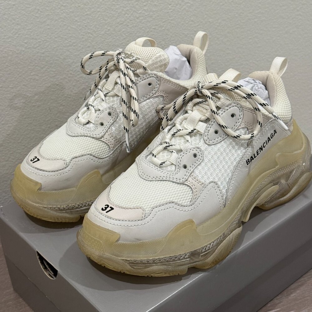BALENCIAGA WOMEN'S TRIPLE S SNEAKER CLEAR SOLE IN WHITE - Picture 2 of 9